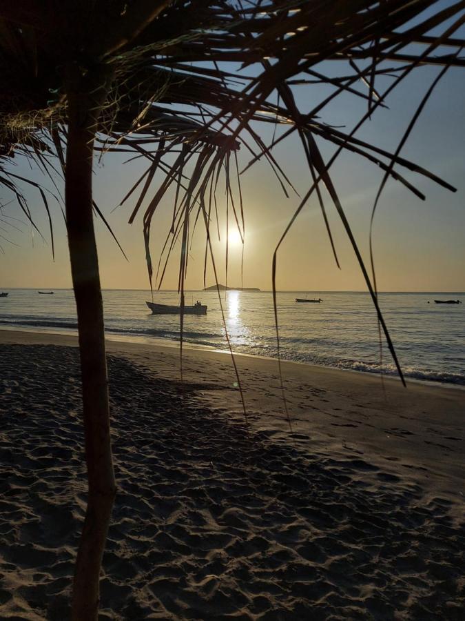 Taca Tucan Hostel Playa Blanca  Buitenkant foto