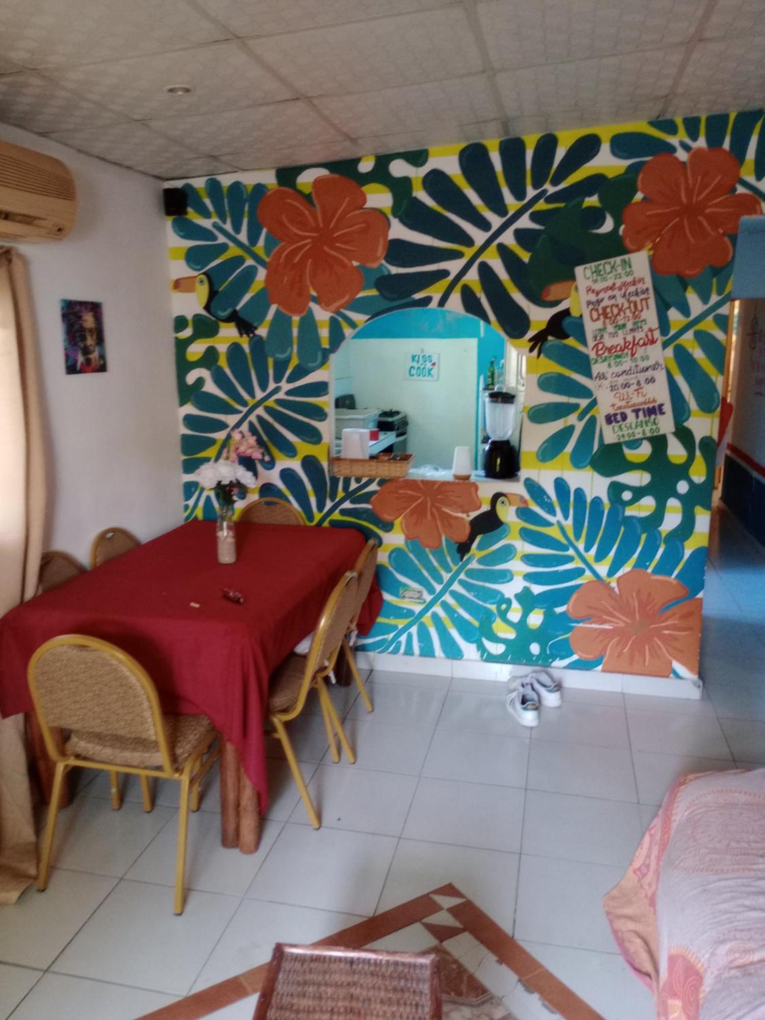 Taca Tucan Hostel Playa Blanca  Buitenkant foto